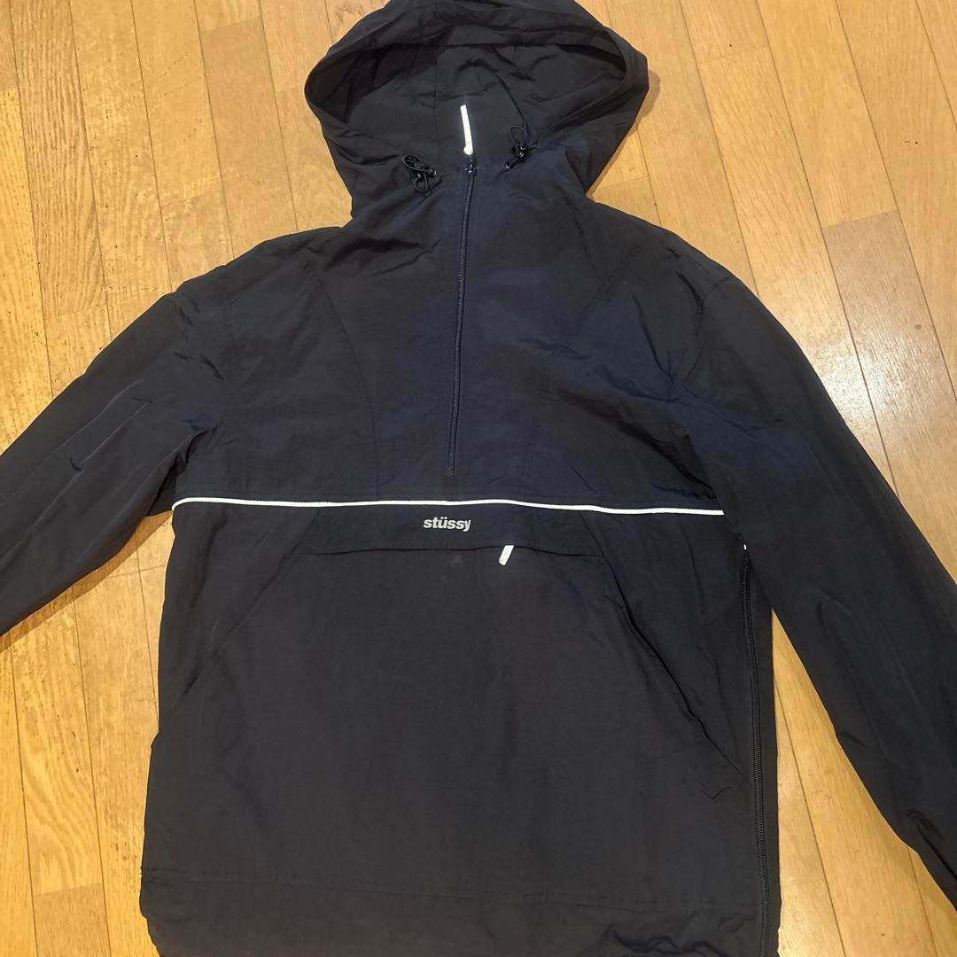 stussy スポーツ　アウター　Lサイズ