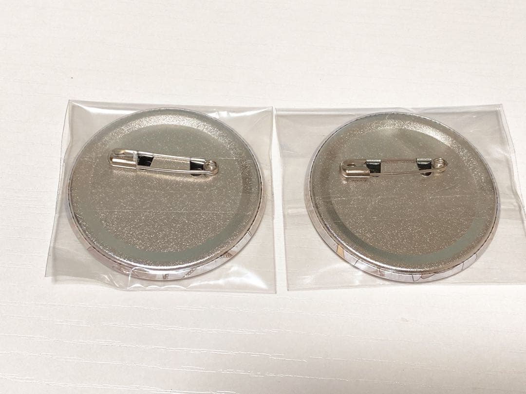 アイナナ　百　千　缶バッジ　spoon 応募者全員サービス　　レア
