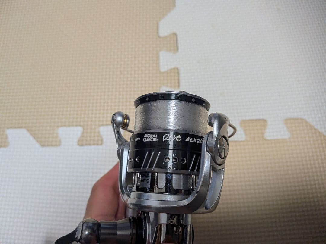 Abu Garcia REVO ALX 2000SH スピニングリール
