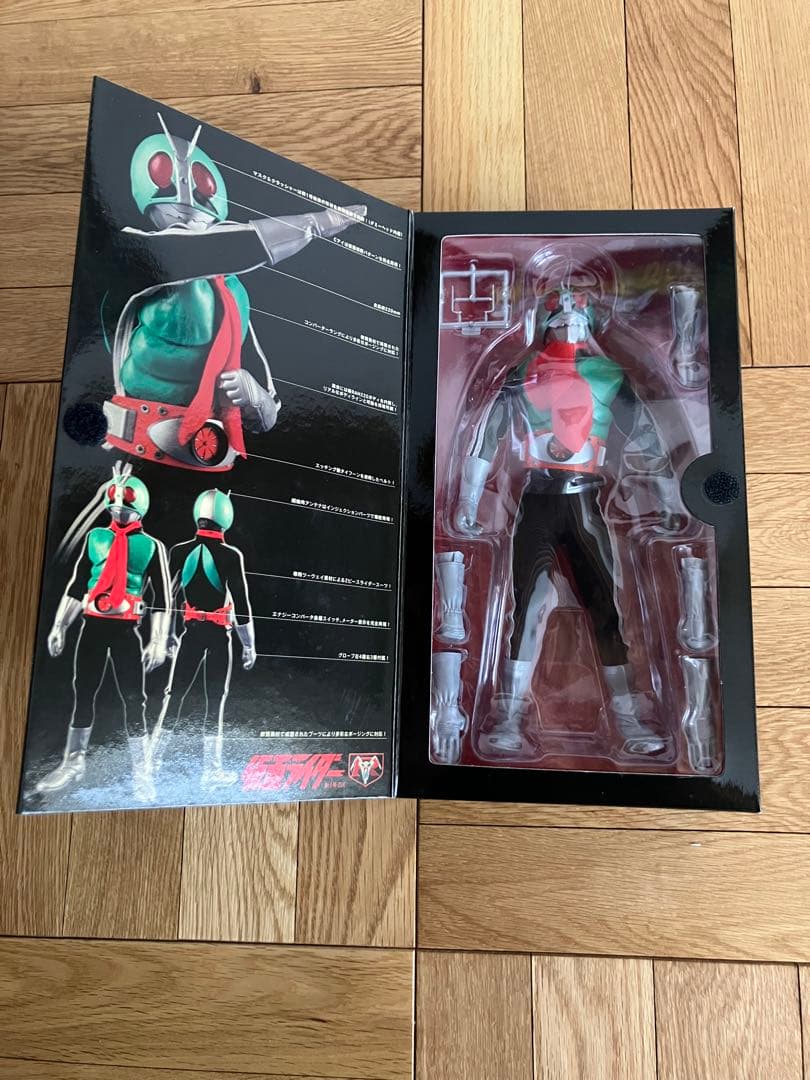 未開封 RAH220 仮面ライダー新1号DX