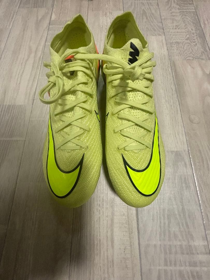 Nike サッカーシューズ イエロー