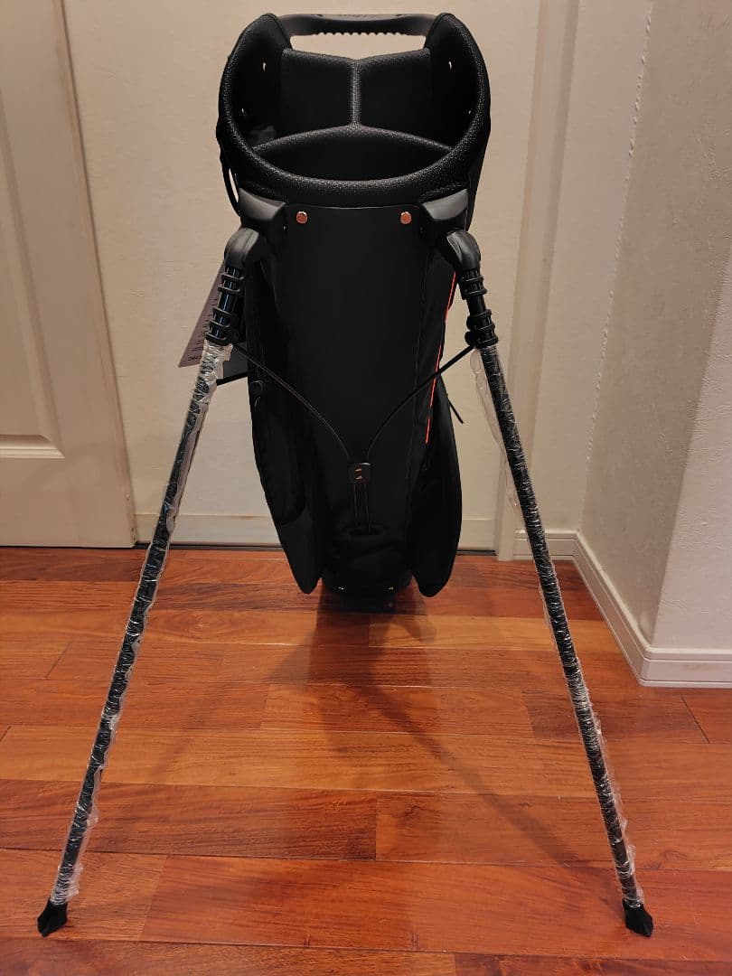 Titleist ゴルフバッグ 黒/赤 4分割収納