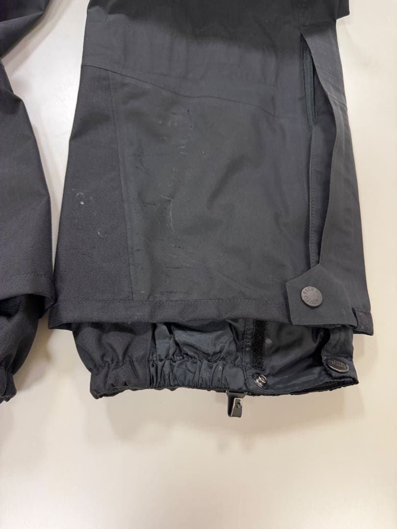 ノースフェイス　スノーボードパンツ　中古　S