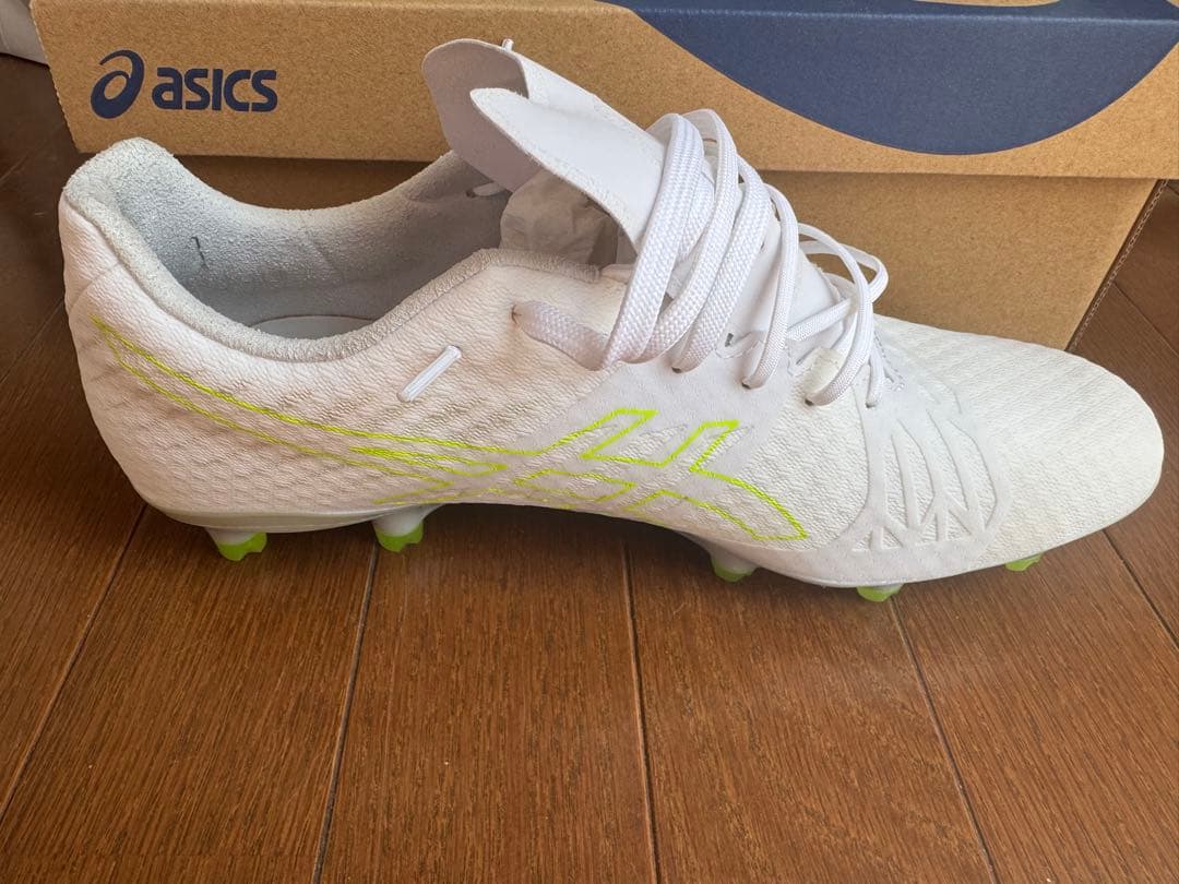 asics ACROFIT サッカーシューズ ホワイト/イエロー