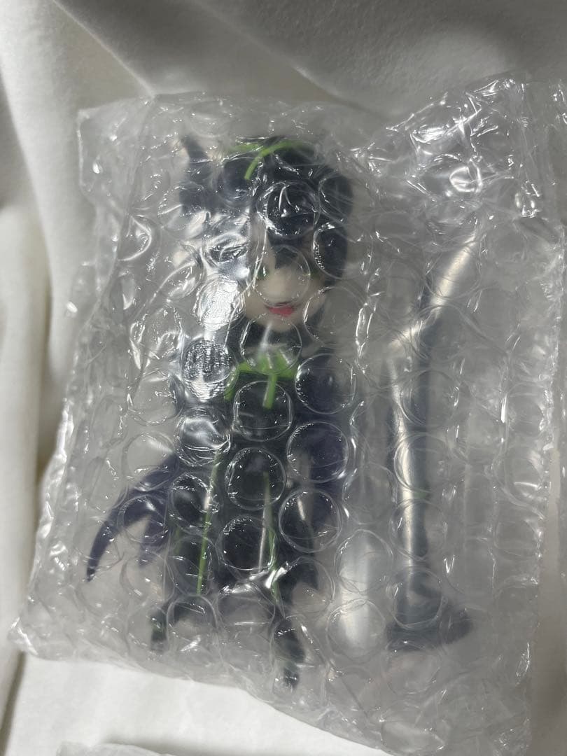 ツイステ　デフォルメフィギュア　マレウス　リリア　シルバー　セベク