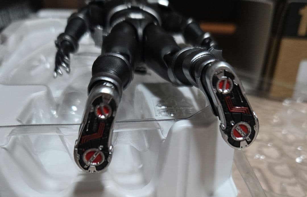 S.H.Figuarts 真骨彫製法 仮面ライダー ファイズ アクセルフォーム
