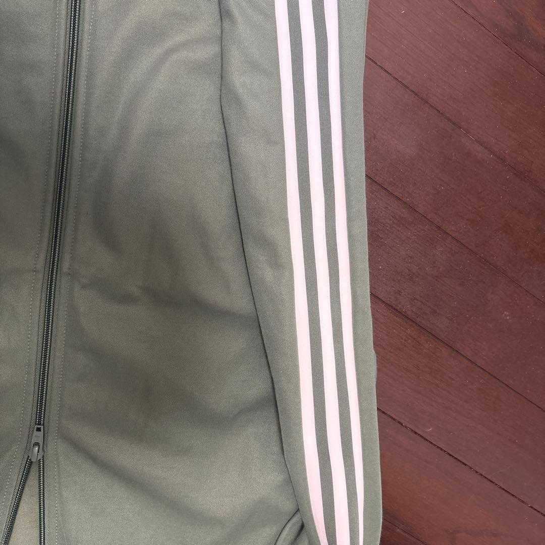 adidasトレースグリーン　トラックジャケット