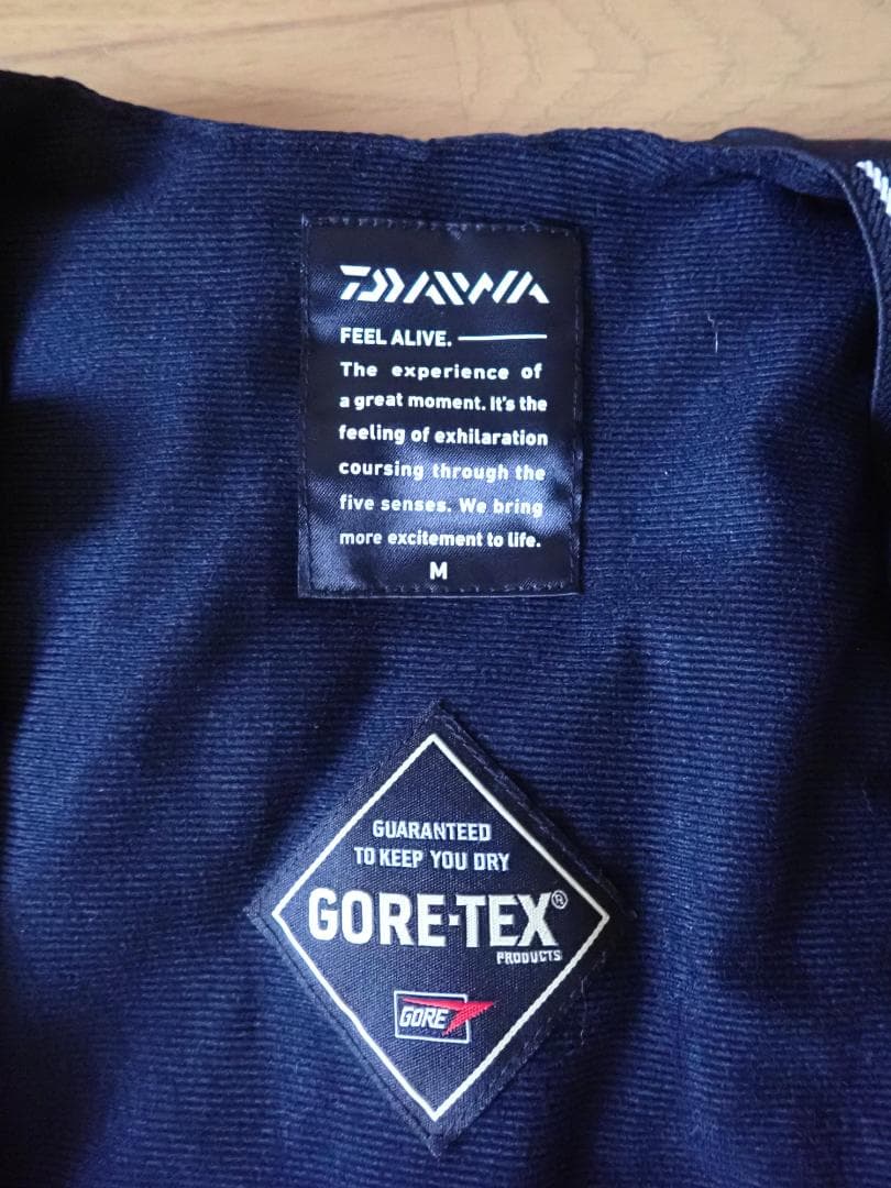 DAIWA GORE-TEX フィッシングパンツ Mサイズ ブラック
