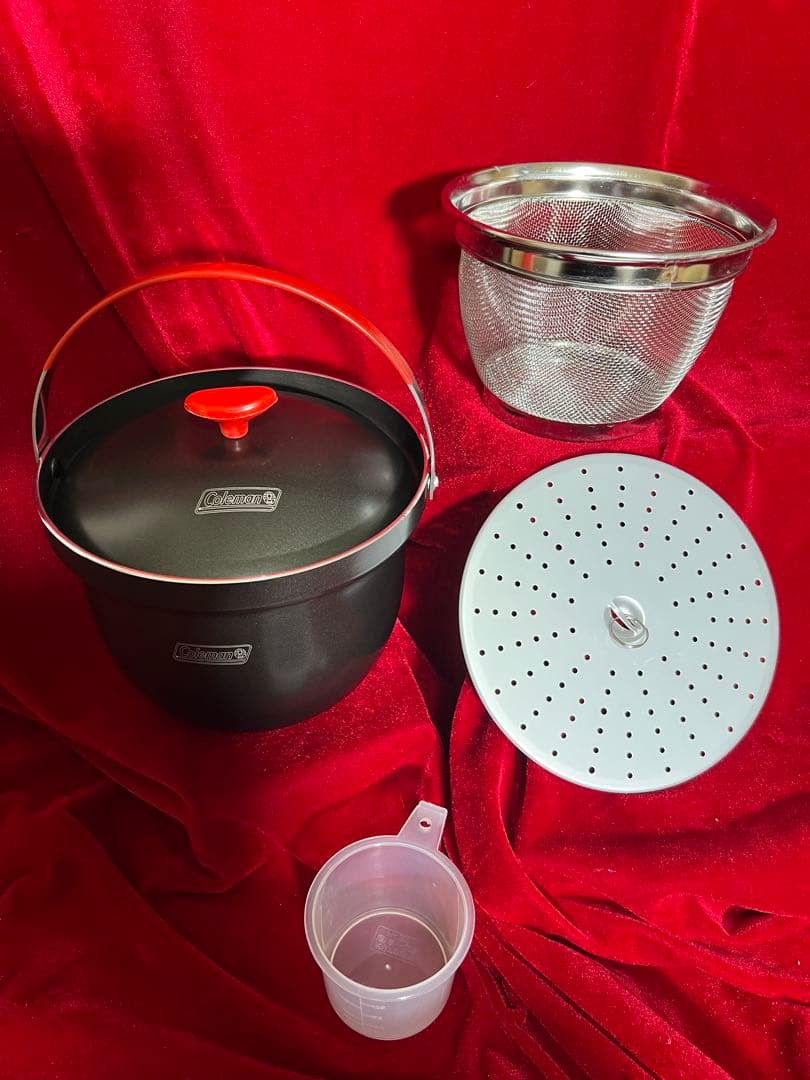 COLEMAN(コールマンライスクッカー、ザル、内蓋、計量カップ、収納ケース新品