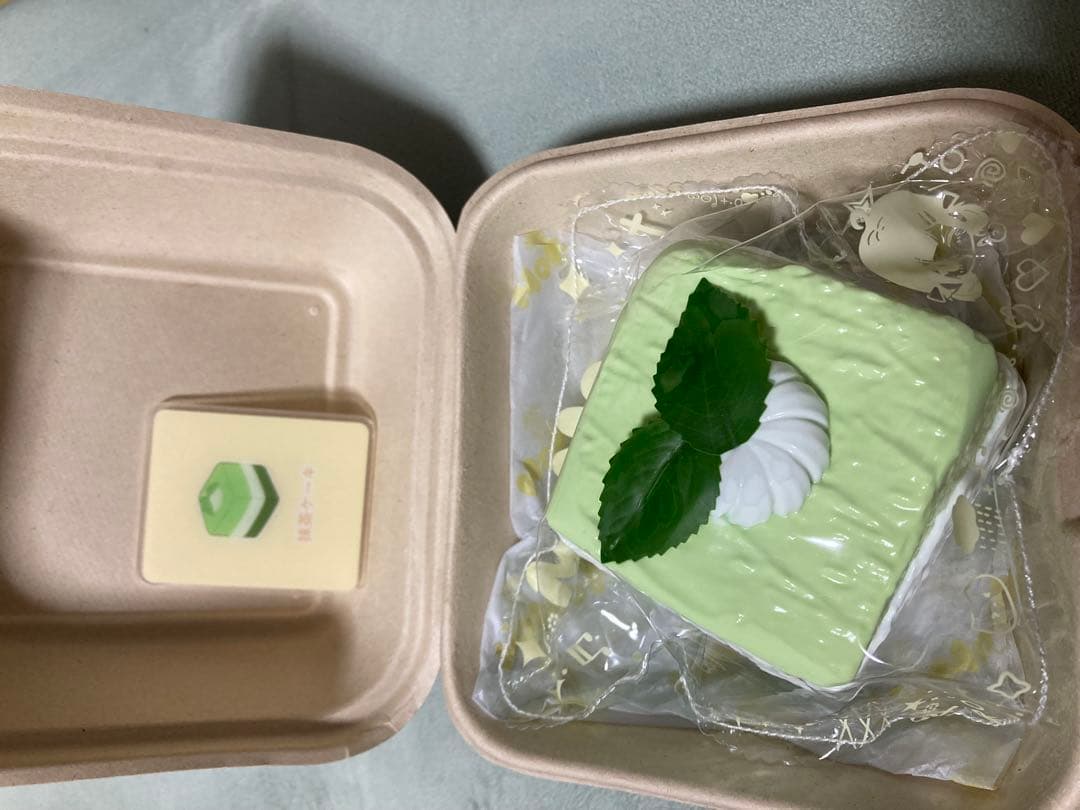 MOMOスクイーズ❤️ケーキ３個　ロールケーキとクッキーまとめ売り　おまけ付き