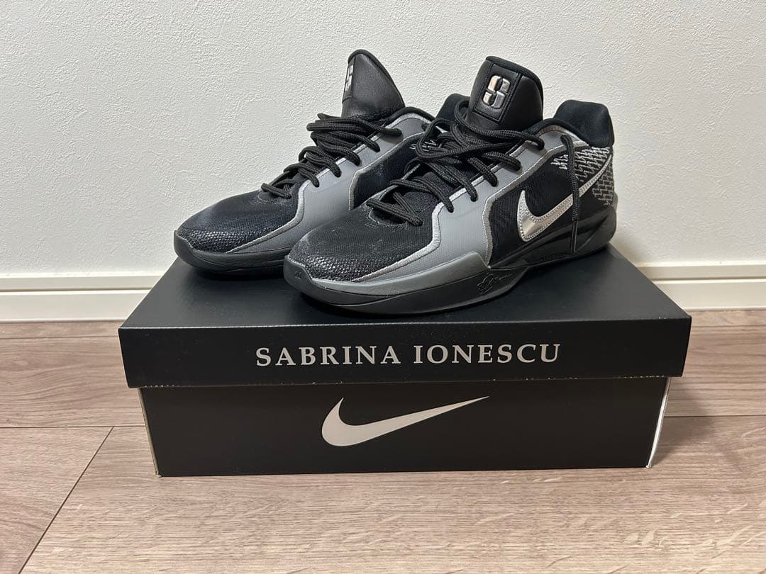 NIKE サブリナ2 EP 27.5cm