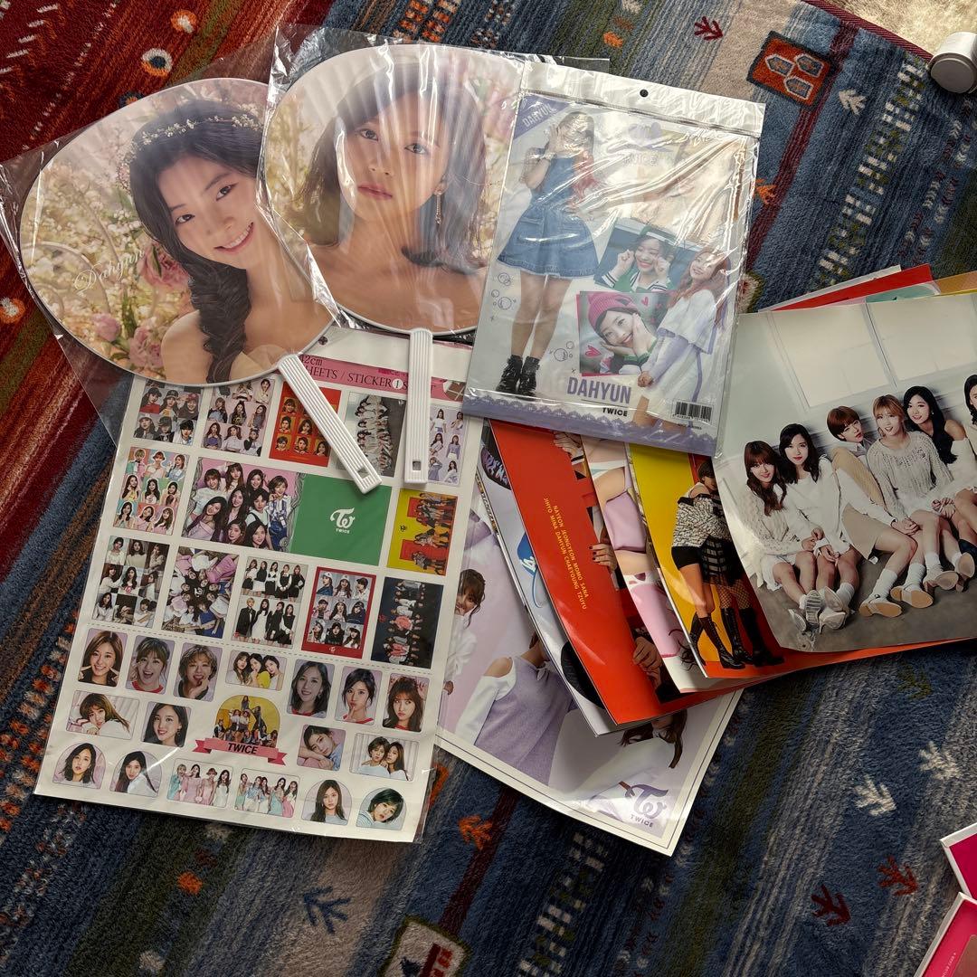 TWICE CDセット 複数枚 特典付き
