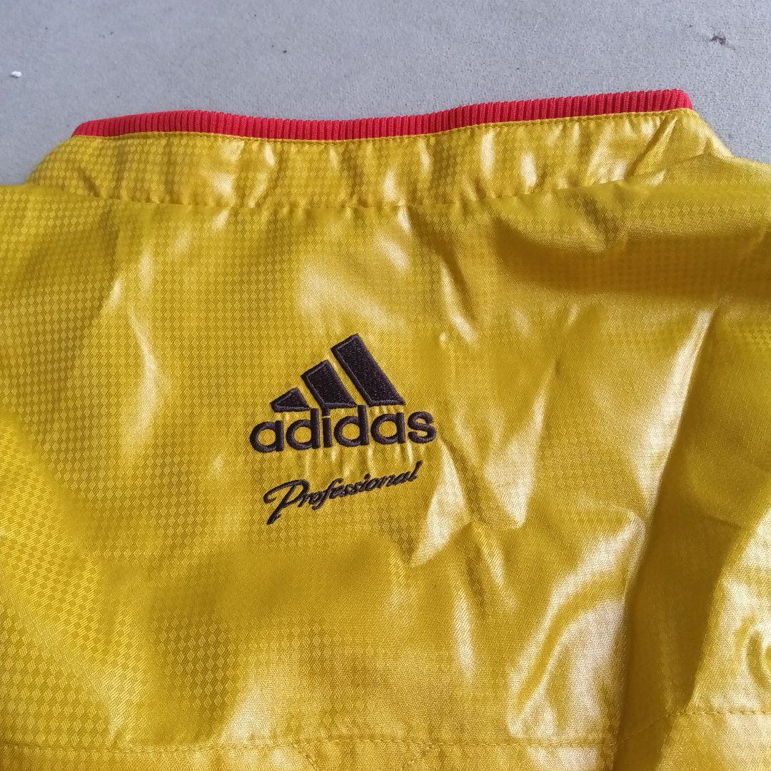 adidaspro ゴールド プルオーバー O
