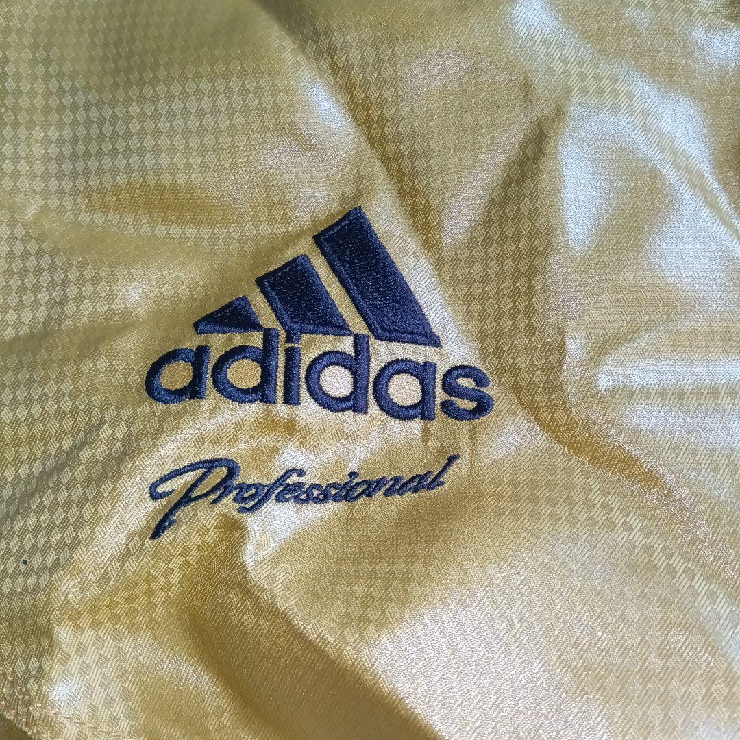 adidaspro ゴールド プルオーバー O