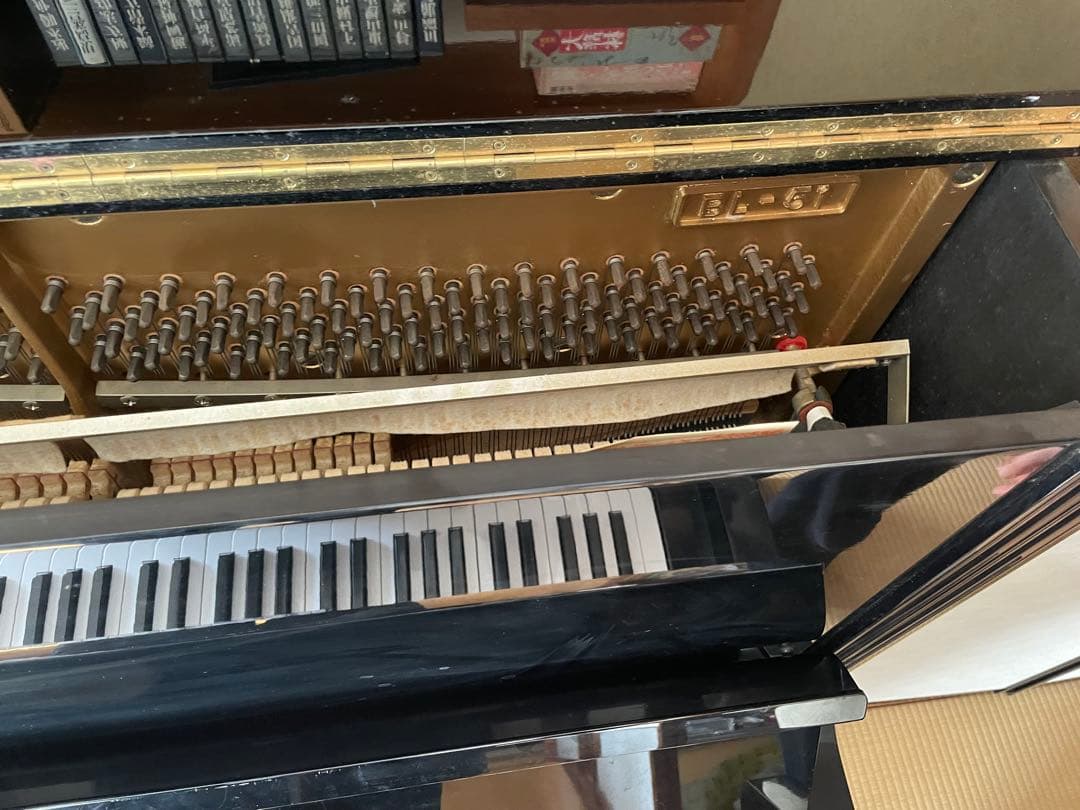 KAWAI アップライトピアノ KT10174