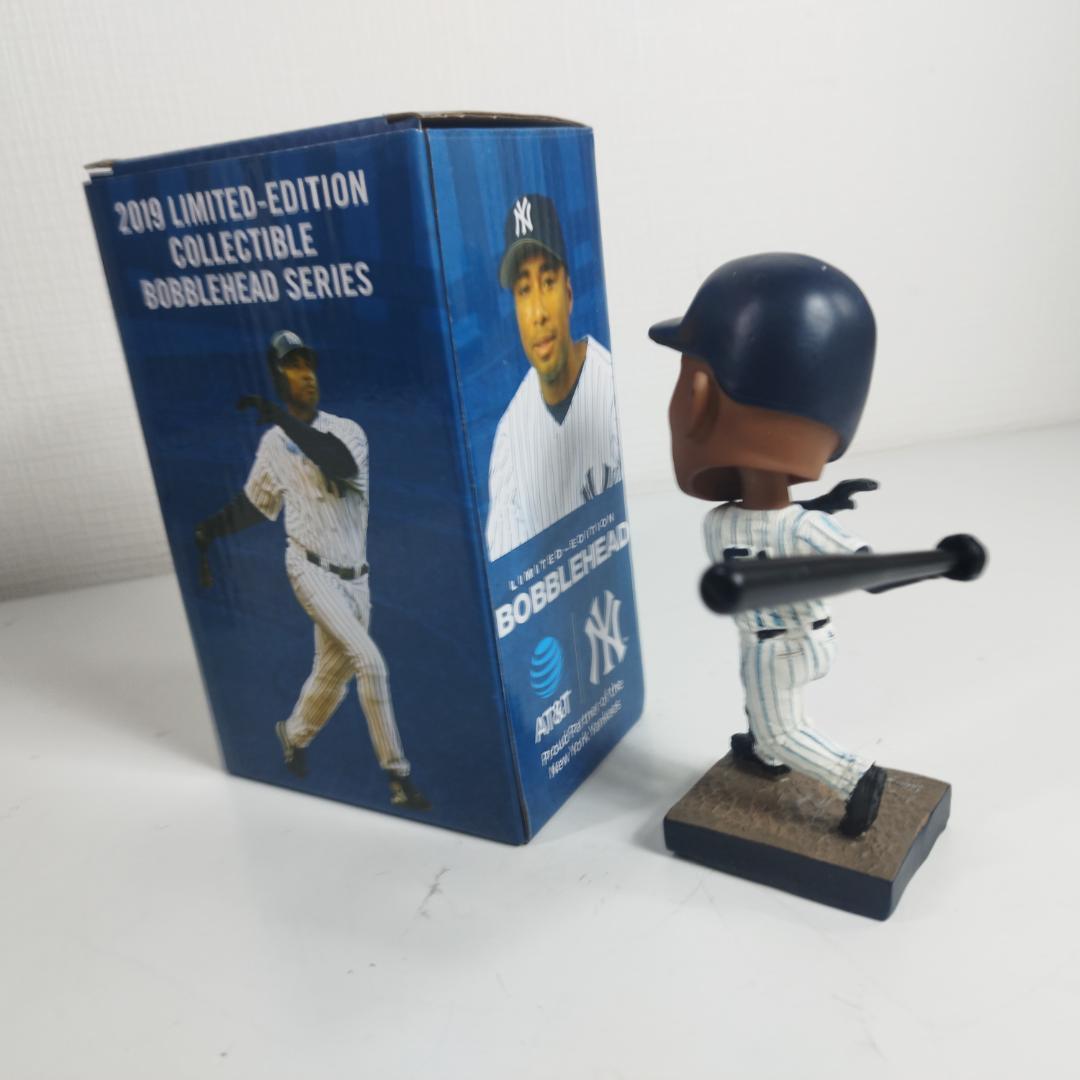 バーニー ウィリアムス ボブルヘッド 球場配布品 新品 ヤンキース 首 IS31