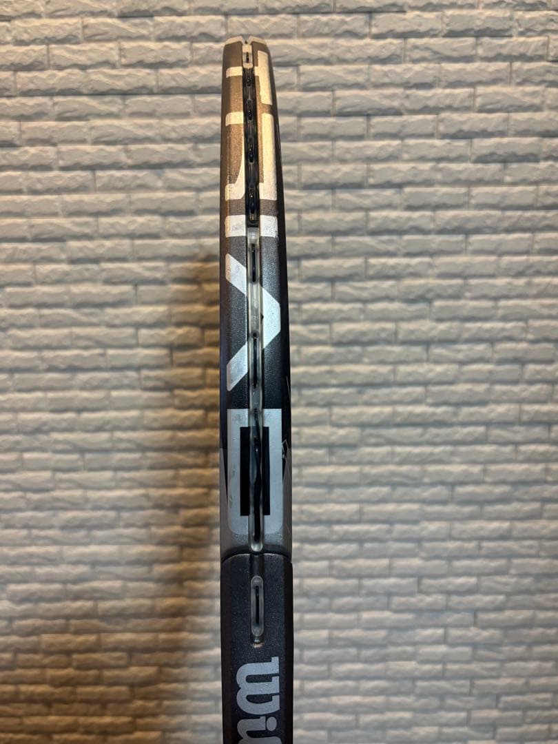 【◉軽量】Wilson TRIAD 3 テニスラケット 丸井ブン太　ガット新品