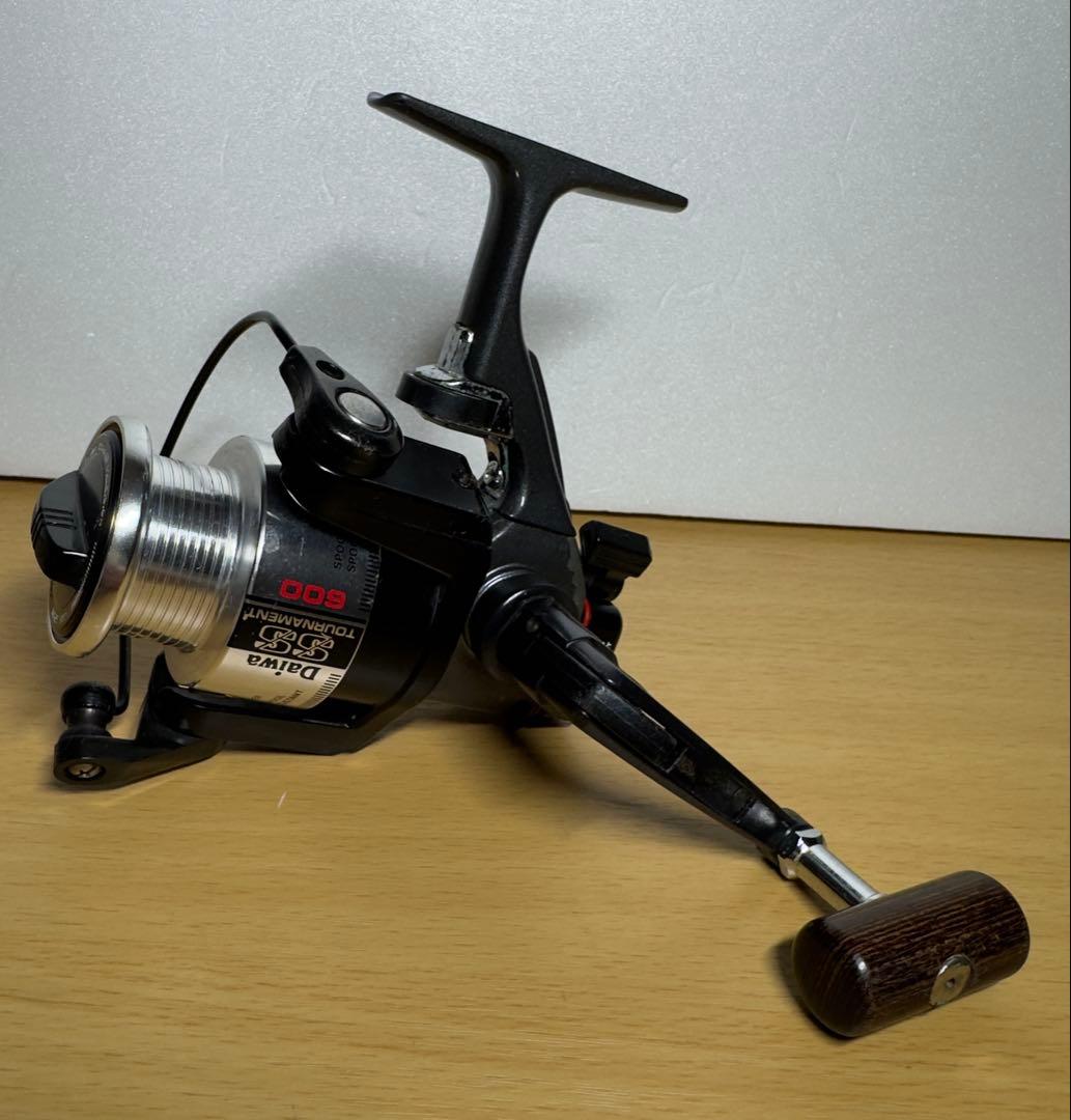 ダイワ ウィスカートーナメントSS-600 スピニングリール