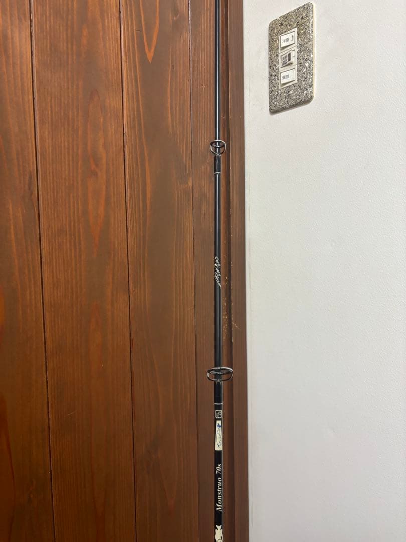モンストロ70s 直手◯