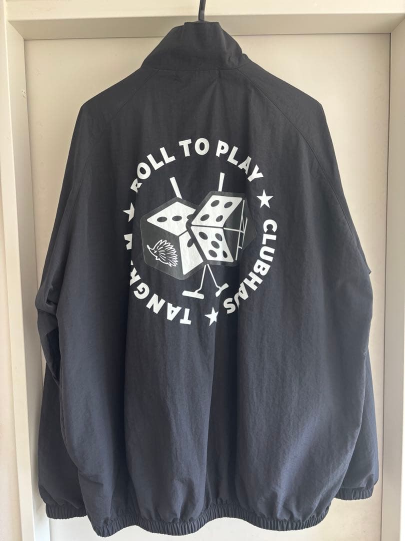 clubhouse × tangram ナイロンジャケット(キャップ付き)