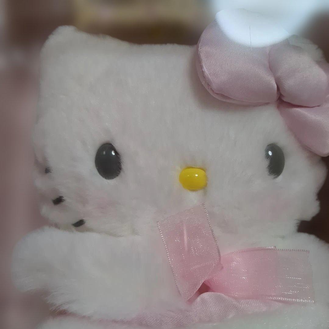 サンリオ　ハローキティ　ぬいぐるみ　アクセサリーギフトセット　ティアラ