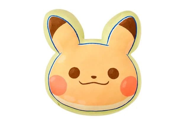 台湾　限定　ファミマ　ピカチュウ　巨大　もっちり クッション　ブランケット