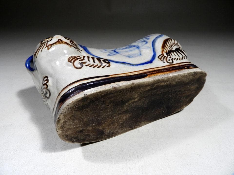 ●時代物 猫枕 猫陶枕 陶器製 陶枕 陶磁器 磁州窯 魔除け 中国古玩 猫雑貨