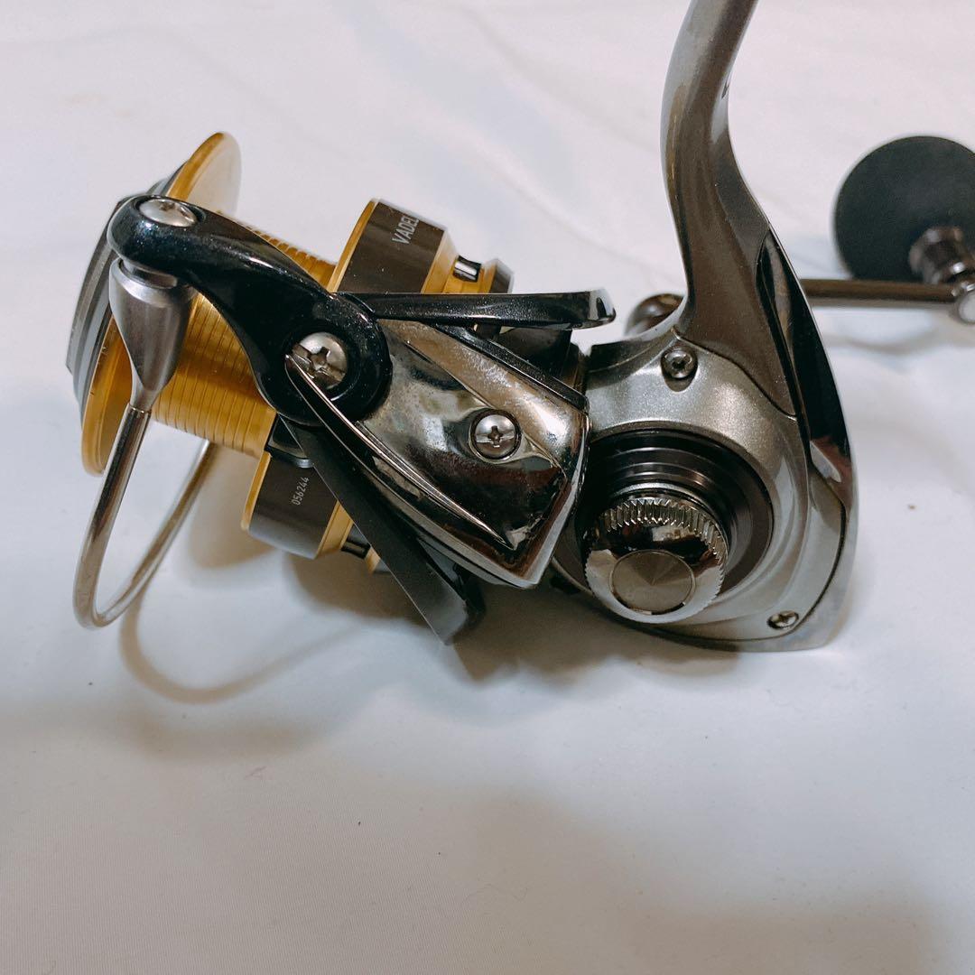 ダイワ（DAIWA）スピニングリール　15ヴァデル 4000H
