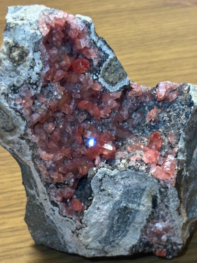 ロードクロサイト　インカローズ　クラスター結晶 約10cm