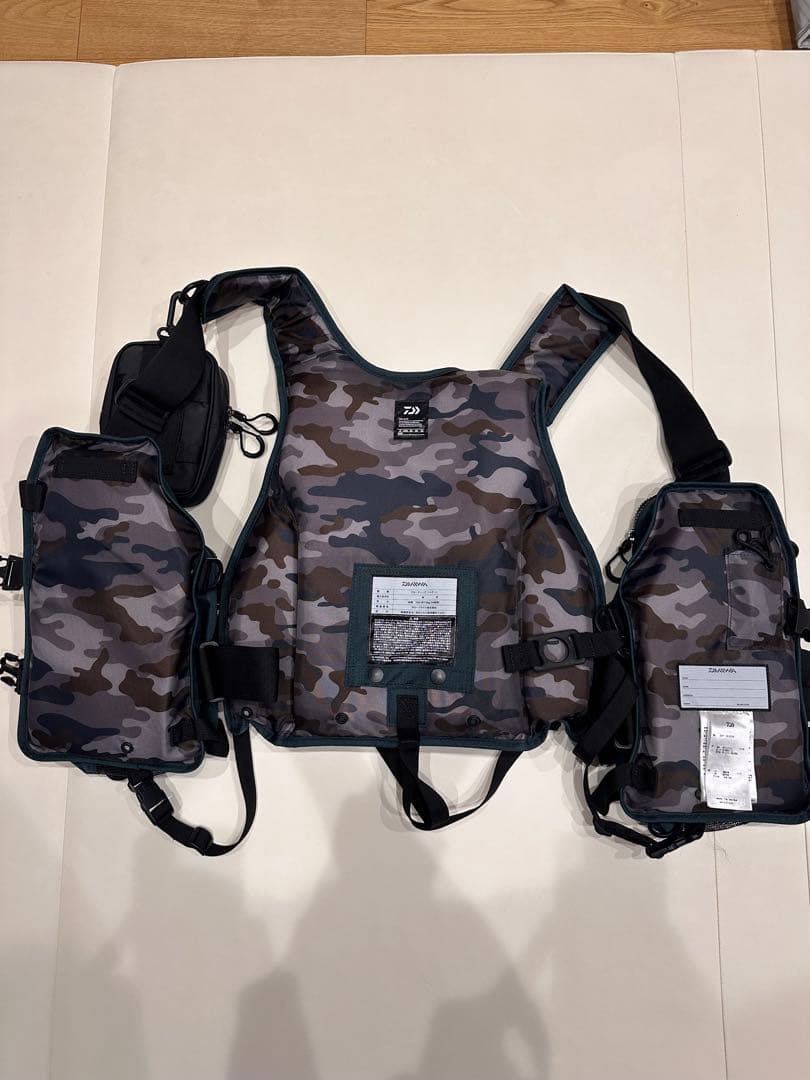 ⭐️超美品⭐️Daiwa フィッシングベスト グリーン　DF-6206