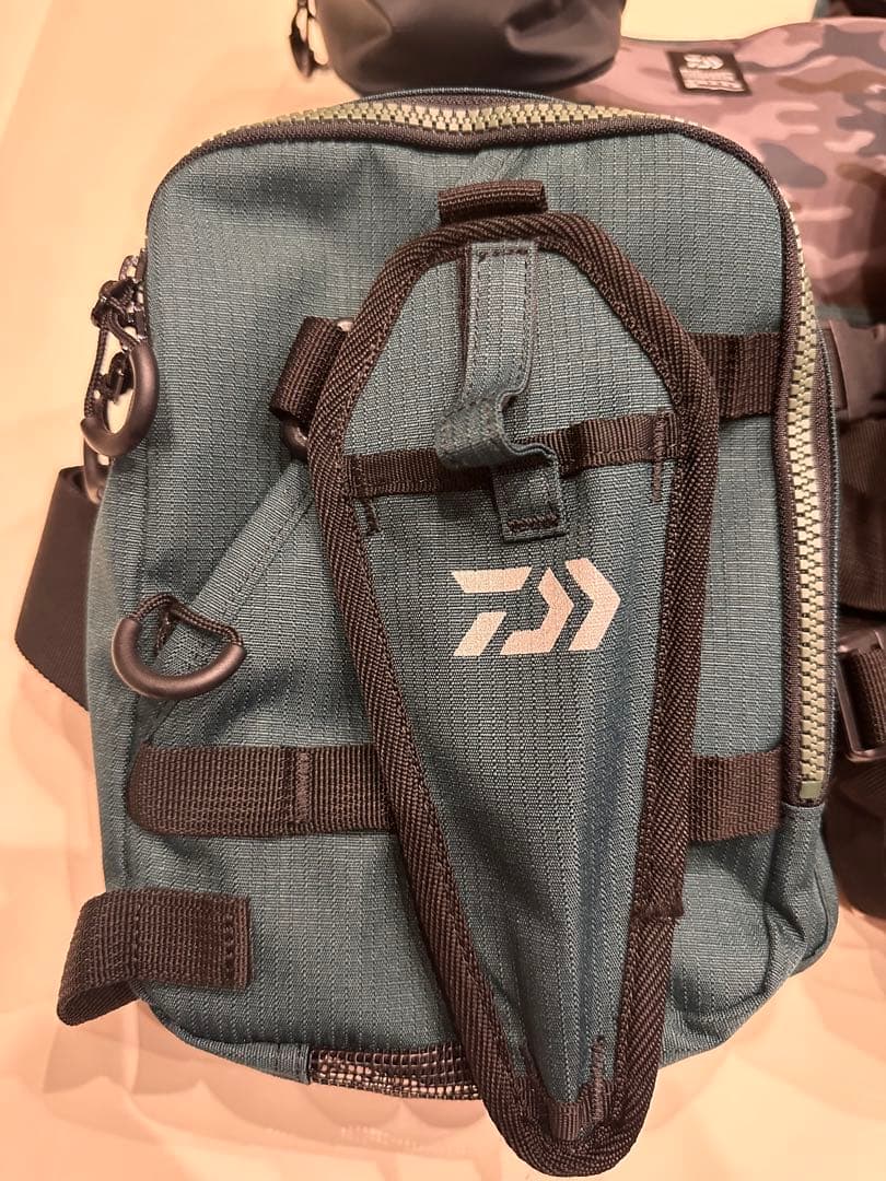 ⭐️超美品⭐️Daiwa フィッシングベスト グリーン　DF-6206