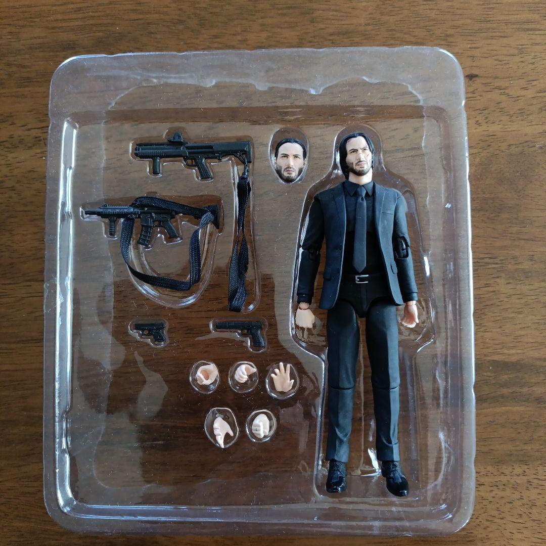 MAFEX JOHN WICK-ジョン・ウィック- 「ジョン・ウィック」 アク…