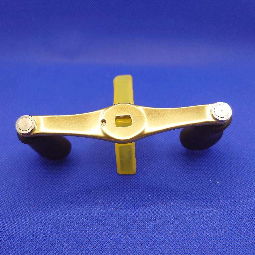 シマノ　カルカッタコンクエスト300純正ハンドル90mm