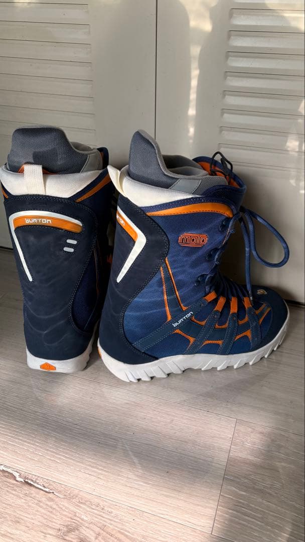burton moto USサイズ9 中古美品。