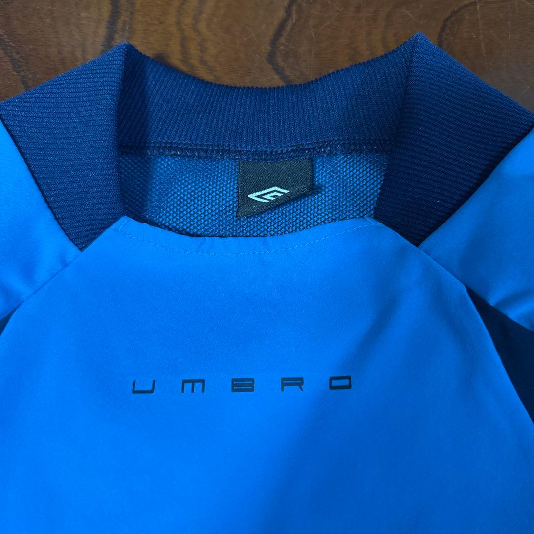 未使用に近い UMBRO ピステセット 青/ネイビー 130cm