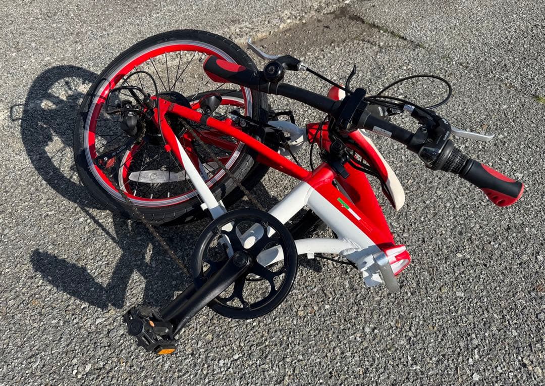Ferrari⭐︎激レア！折りたたみ自転車