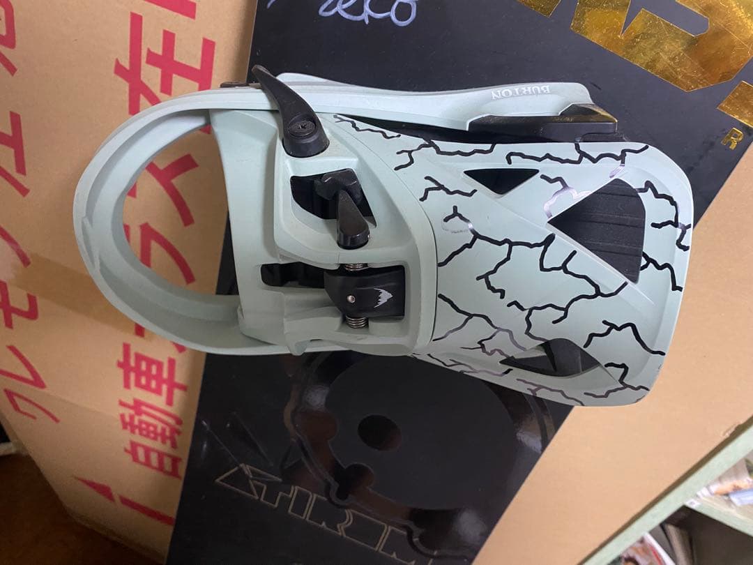 アチロム（atirom-avs）SECONDとBurton Step onセット