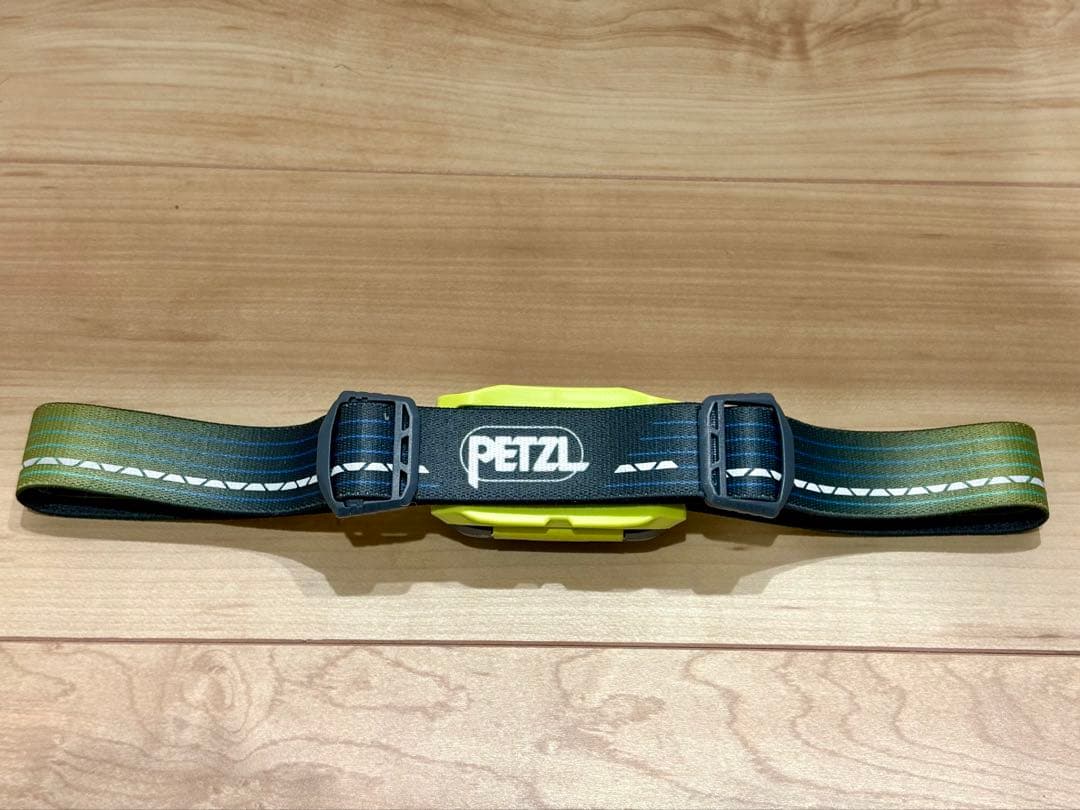 PETZL TIKKA CORE ヘッドランプ 450ルーメン