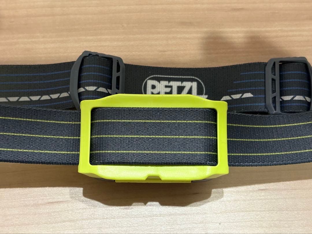 PETZL TIKKA CORE ヘッドランプ 450ルーメン