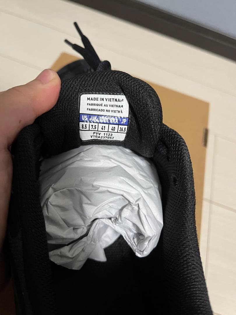 【値下げ！】Mizuno バレーボールシューズ 26.5cm 黒