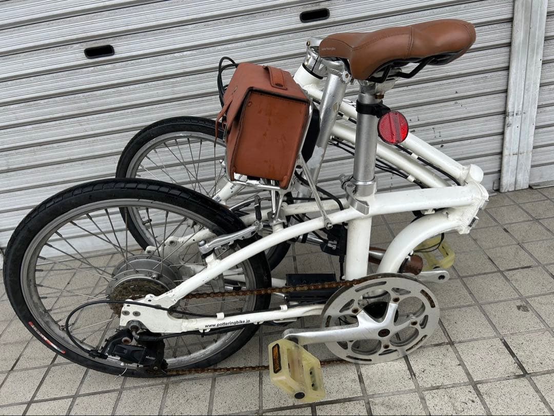 DE01 折りたたみ電動　ホワイト　20インチ バッテリー6.6Ah 充電器あり