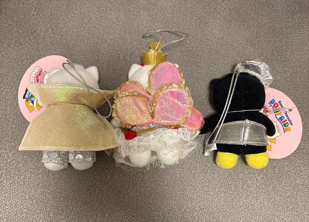 ハローキティ　ダニエル　バツ丸　ボートライド　ピューロランド　マスコット