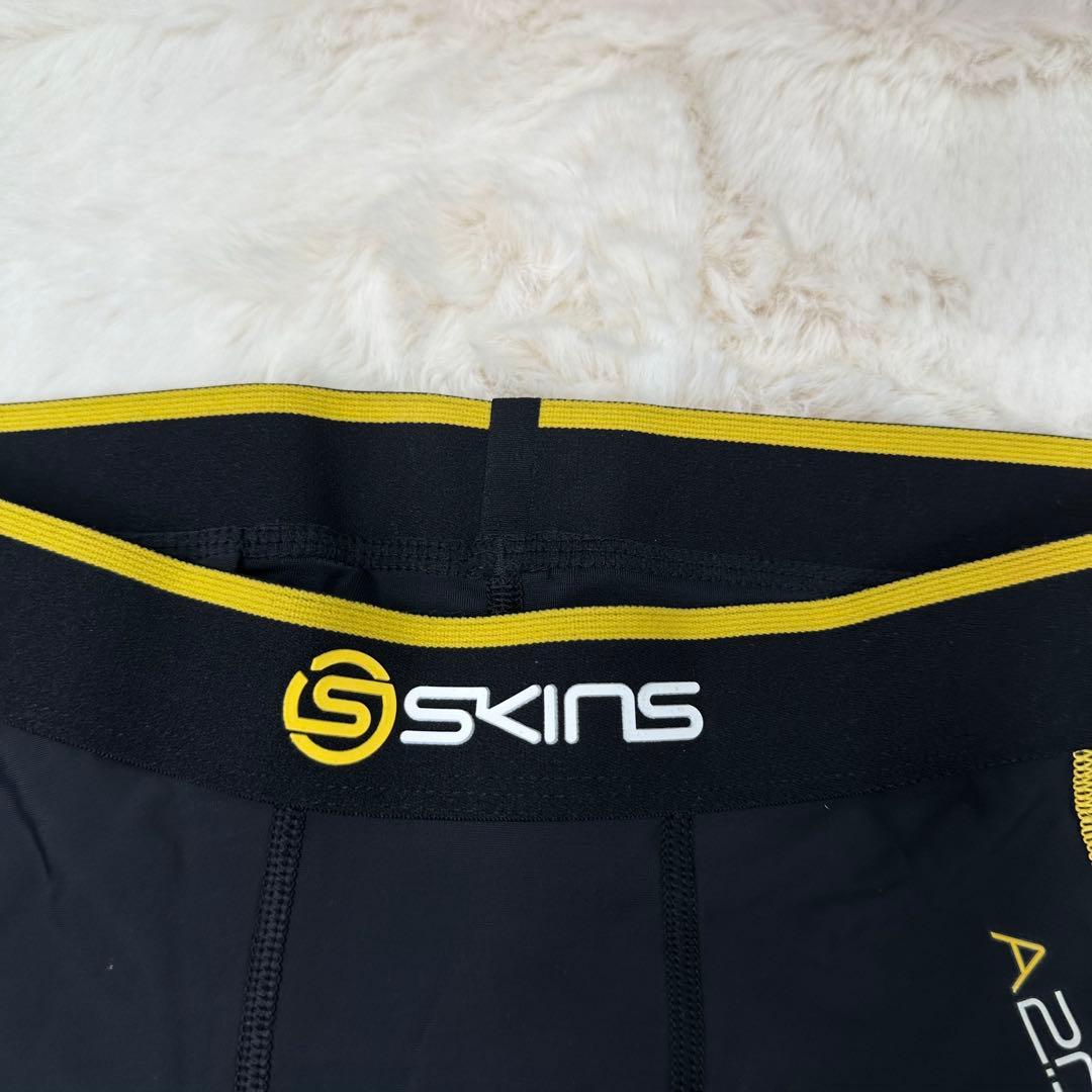 ✨新品未使用タグ付き✨SKINS A200 高機能加圧タイツ XL 黒黄