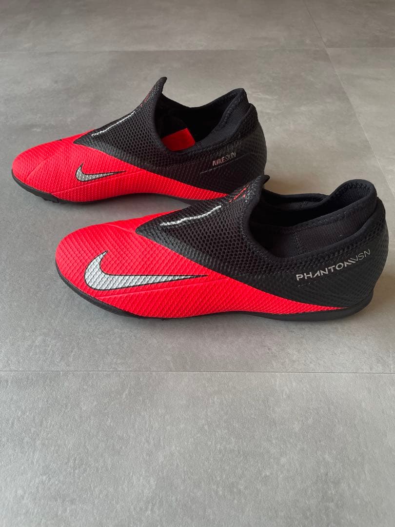 美品Nike Phantom Vision フットサルシューズ 27cm