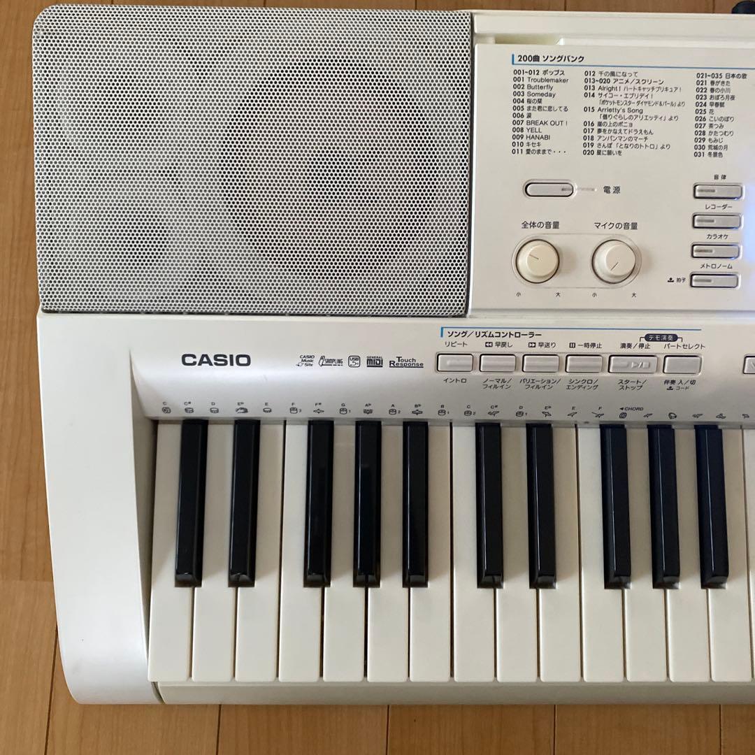 CASIO カシオ LK208⭐︎光ナビゲーション⭐︎電子ピアノ キーボード 楽譜付