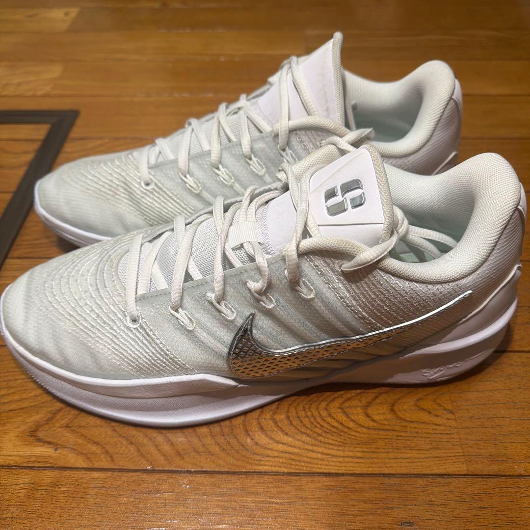 NIKE サブリナ3