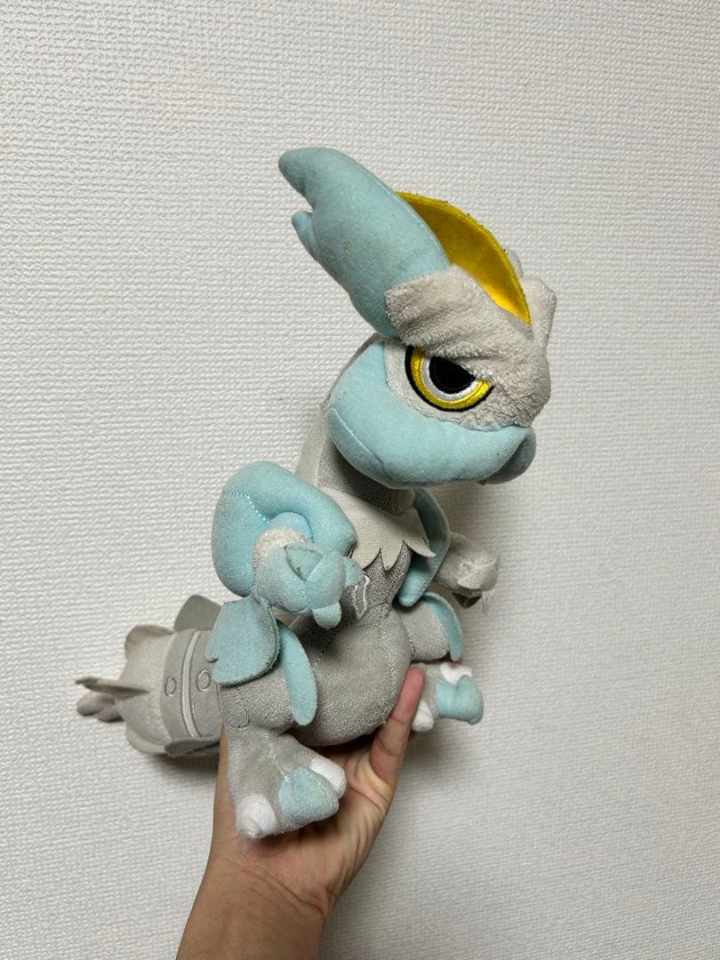 ポケモンセンター ホワイトキュレムドール ぬいぐるみ　廃盤品
