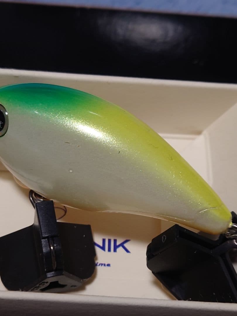 レヴォニック Dot SIX