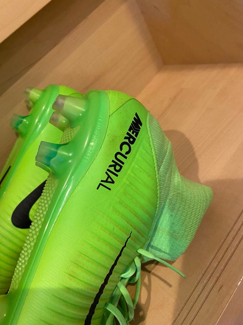 Nike ナイキ　サッカーシューズ マーキュリアル