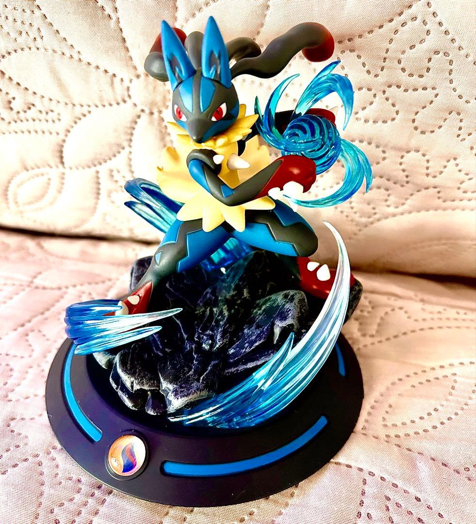 ポケモン ルカリオ フィギュア 約15cm 台座付き 新品未使用 美品